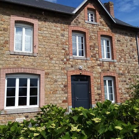 Maison De Charme Baie Du Mont Saint Michel Montviron Esterno foto